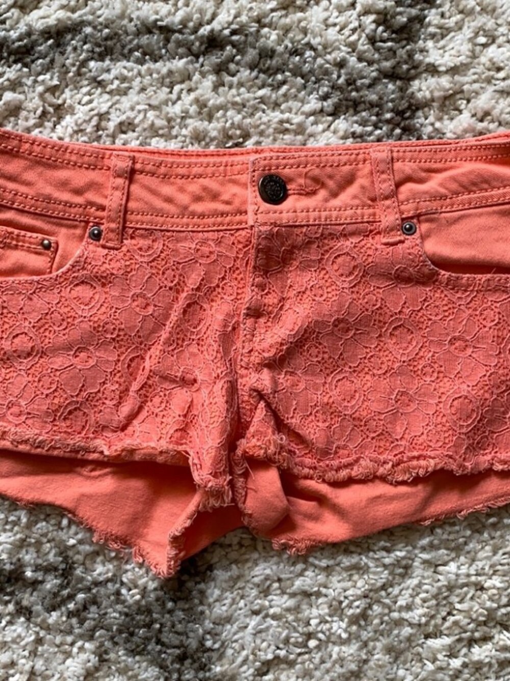 💕 3/$25 💕1st Kiss Lace Shorts